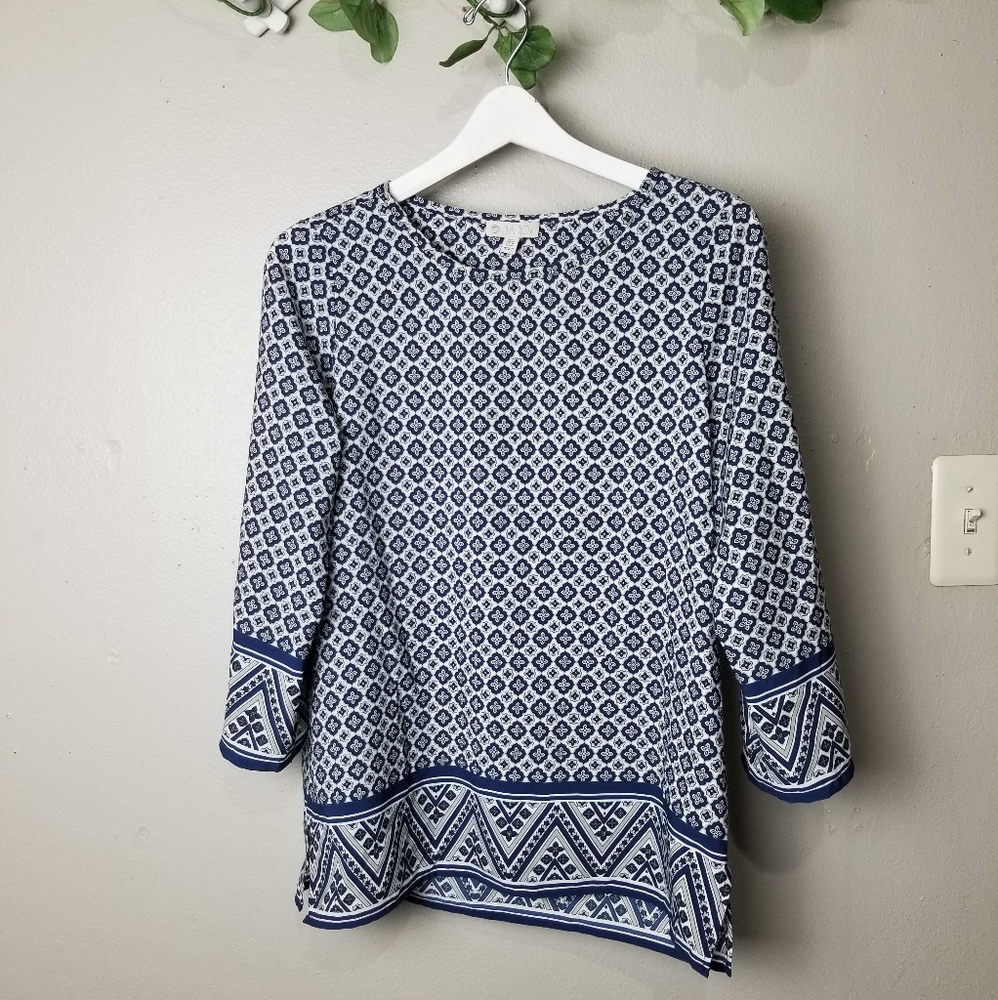 Lila Rose blue and white mosaic print tuni…
